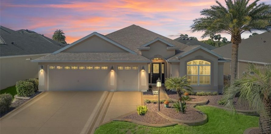 Casa en The Villages, Florida 3 dormitorios, 179.3 m2 № 1883413