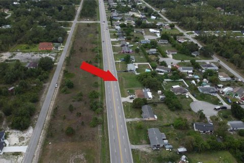 Land in Lehigh Acres, Florida № 1813522 - photo 5