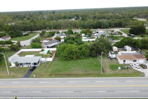 Land in Lehigh Acres, Florida № 1813522 - photo 2