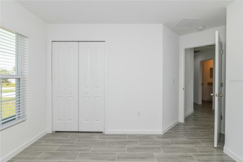 Casa en alquiler en Kissimmee, Florida, 4 dormitorios, 162.3 m2 № 1902805 - foto 13