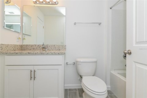 Casa en alquiler en Kissimmee, Florida, 4 dormitorios, 162.3 m2 № 1902805 - foto 14