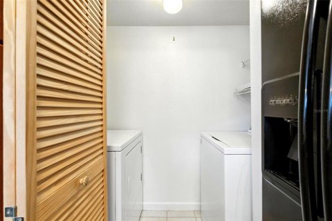 Copropriété à vendre à Orlando, Floride: 2 chambres, 90.21 m2 № 1841813 - photo 18