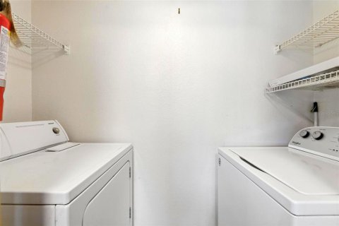 Copropriété à vendre à Orlando, Floride: 2 chambres, 90.21 m2 № 1841813 - photo 19