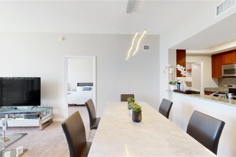 Copropriété à louer à Aventura, Floride: 2 chambres, 109.16 m2 № 1965663 - photo 2