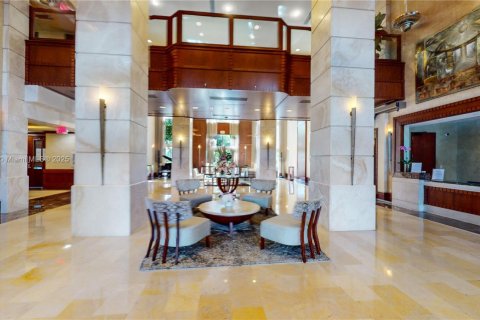 Copropriété à louer à Aventura, Floride: 2 chambres, 109.16 m2 № 1965663 - photo 18