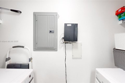 Copropriété à louer à Aventura, Floride: 2 chambres, 109.16 m2 № 1965663 - photo 21