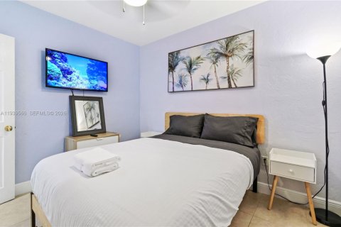 Villa ou maison à louer à South Miami, Floride: 4 chambres, 154.96 m2 № 1997588 - photo 18