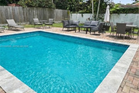 Villa ou maison à louer à South Miami, Floride: 4 chambres, 154.96 m2 № 1997588 - photo 24