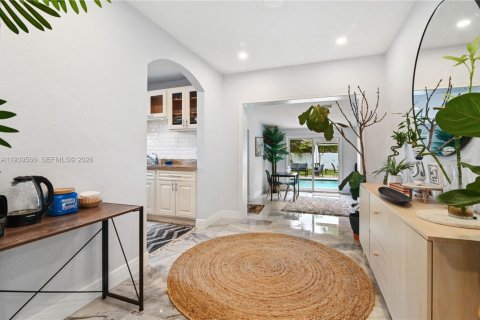 Villa ou maison à louer à South Miami, Floride: 4 chambres, 154.96 m2 № 1997588 - photo 7