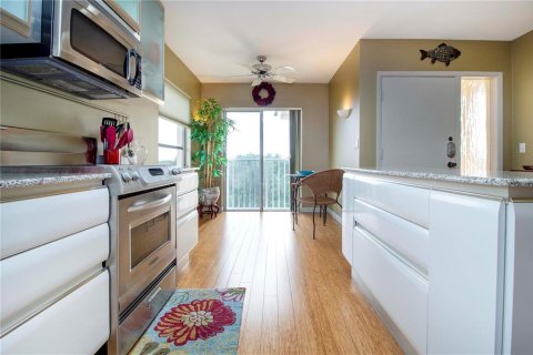 Copropriété à louer à Sarasota, Floride: 2 chambres, 107.77 m2 № 1205927 - photo 14