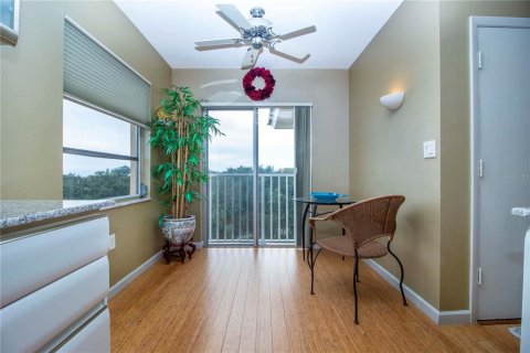 Copropriété à louer à Sarasota, Floride: 2 chambres, 107.77 m2 № 1205927 - photo 8