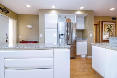 Copropriété à louer à Sarasota, Floride: 2 chambres, 107.77 m2 № 1205927 - photo 16