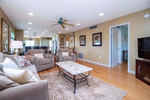 Copropriété à louer à Sarasota, Floride: 2 chambres, 107.77 m2 № 1205927 - photo 23