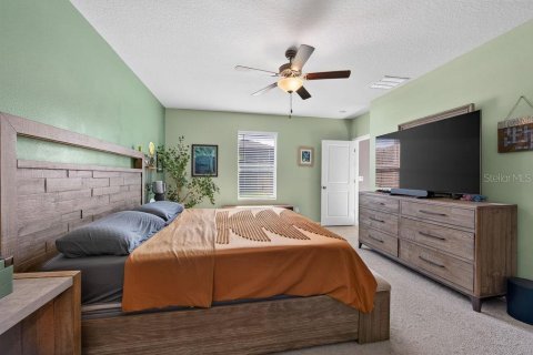 House in Lutz, Florida 5 bedrooms, 221.94 sq.m. № 2347160 - photo 22