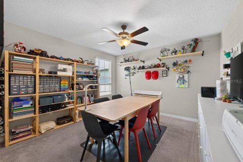 House in Lutz, Florida 5 bedrooms, 221.94 sq.m. № 2347160 - photo 29