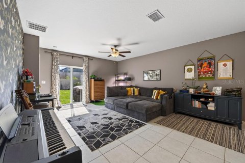 House in Lutz, Florida 5 bedrooms, 221.94 sq.m. № 2347160 - photo 14
