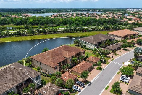 Condo in Bradenton, Florida, 2 bedrooms № 2233471