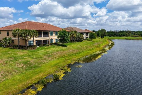 Condo in Bradenton, Florida, 2 bedrooms  № 2233471 - photo 10
