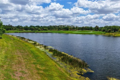 Condo in Bradenton, Florida, 2 bedrooms  № 2233471 - photo 16