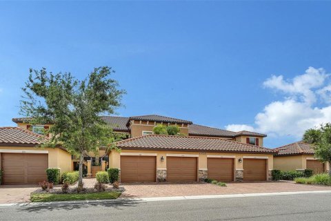 Condo in Bradenton, Florida, 2 bedrooms  № 2233471 - photo 4