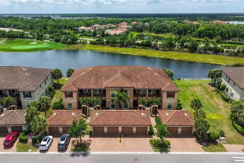Condo in Bradenton, Florida, 2 bedrooms  № 2233471 - photo 3