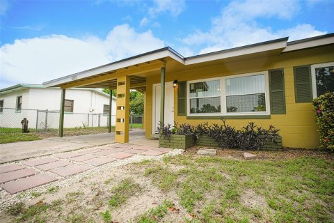 Casa en venta en Orlando, Florida, 3 dormitorios, 94.85 m2 № 1915543 - foto 3