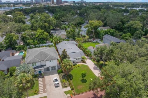 Villa ou maison à vendre à Orlando, Floride: 3 chambres, 214.33 m2 № 1912124 - photo 4