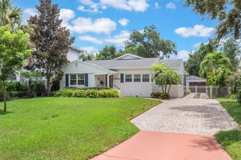 Villa ou maison à vendre à Orlando, Floride: 3 chambres, 214.33 m2 № 1912124 - photo 1