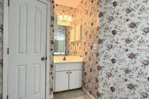 Casa en venta en Ormond Beach, Florida, 4 dormitorios, 229.19 m2 № 1725562 - foto 10
