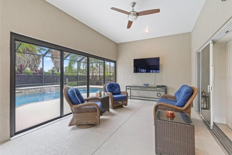 House in The Villages, Florida 4 bedrooms, 242.1 sq.m. № 1686601 - photo 29