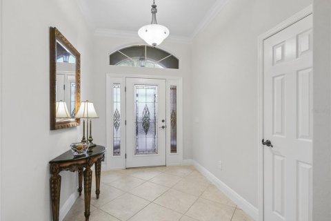 House in The Villages, Florida 4 bedrooms, 242.1 sq.m. № 1686601 - photo 10