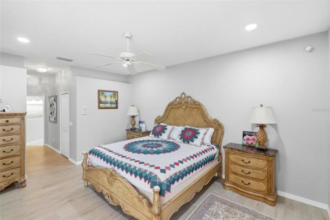 Villa ou maison à louer à North Port, Floride: 3 chambres, 196.49 m2 № 2104622 - photo 12