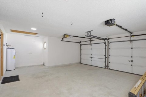 House in Palm Coast, Florida 3 bedrooms, 208.75 sq.m. № 2095145 - photo 28