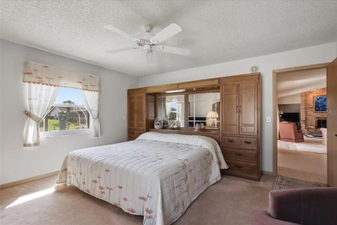 House in Palm Coast, Florida 3 bedrooms, 208.75 sq.m. № 2095145 - photo 25