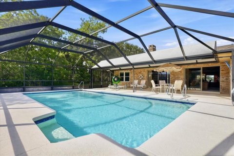 House in Palm Coast, Florida 3 bedrooms, 208.75 sq.m. № 2095145 - photo 2