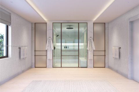 Casa en venta en Fisher Island, Florida, 6 dormitorios, 796.08 m2 № 2027734 - foto 16