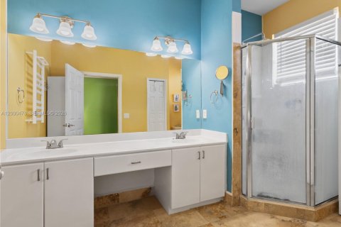 Adosado en venta en Miami, Florida, 3 dormitorios, 165.09 m2 № 2064747 - foto 13