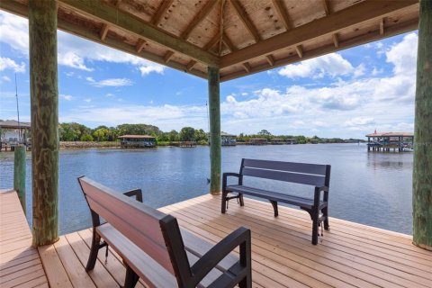 House in Palm Coast, Florida 3 bedrooms, 306.21 sq.m. № 2211364 - photo 27