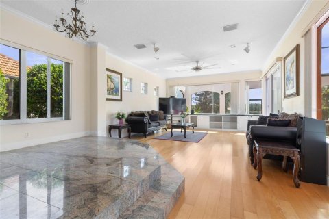 House in Palm Coast, Florida 3 bedrooms, 306.21 sq.m. № 2211364 - photo 13