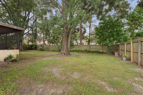 House in Tampa, Florida 3 bedrooms, 141.77 sq.m. № 1848137 - photo 23
