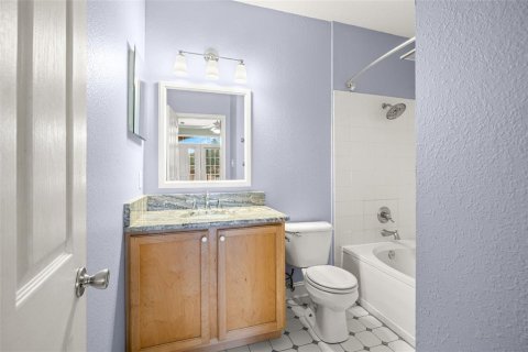 Copropriété à vendre à Tampa, Floride: 2 chambres, 89.93 m2 № 2106510 - photo 17