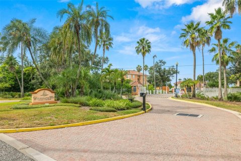 Copropriété à vendre à Tampa, Floride: 2 chambres, 89.93 m2 № 2106510 - photo 29
