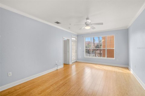 Copropriété à vendre à Tampa, Floride: 2 chambres, 89.93 m2 № 2106510 - photo 10