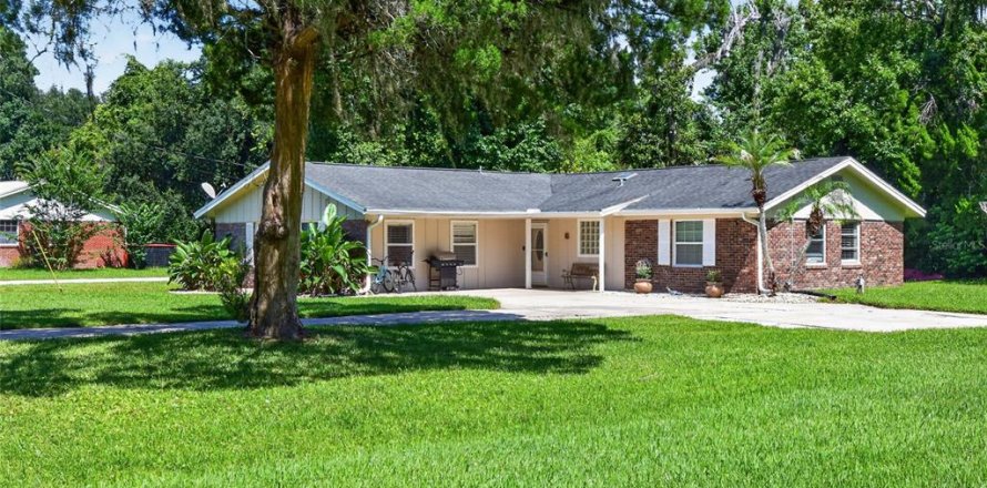 Villa ou maison à New Smyrna Beach, Floride 4 chambres, 164.9 m2 № 2210316