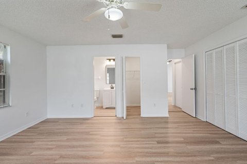 Casa en venta en Palm Bay, Florida, 3 dormitorios, 125.98 m2 № 2250693 - foto 17