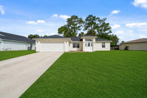 House in Palm Bay, Florida 3 bedrooms, 125.98 sq.m. № 2250693