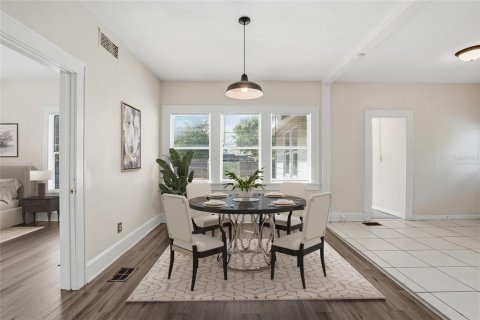 Casa en venta en Saint Petersburg, Florida, 4 dormitorios, 155.43 m2 № 2141957 - foto 5