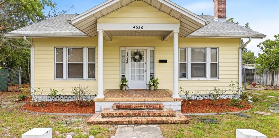 Casa en Saint Petersburg, Florida 4 dormitorios, 155.43 m2 № 2141957