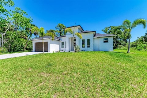 House in North Port, Florida 3 bedrooms, 208.57 sq.m. № 1771018 - photo 15