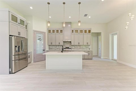House in North Port, Florida 3 bedrooms, 208.57 sq.m. № 1771018 - photo 27